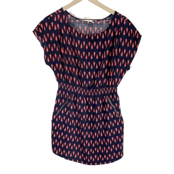 one clothing Dresses & Skirts - One Clothing Navy Blue Geometric Print Short Sleeved A-Line Dress Sz L Pockets